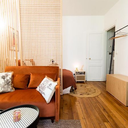 Cosy Et Comfort Studio Equipe A Clichy 5 Min Metro Exterior foto