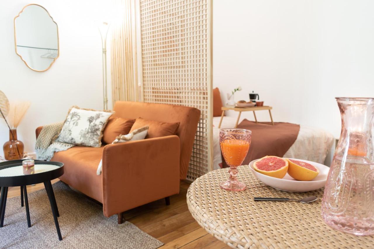 Cosy Et Comfort Studio Equipe A Clichy 5 Min Metro Exterior foto